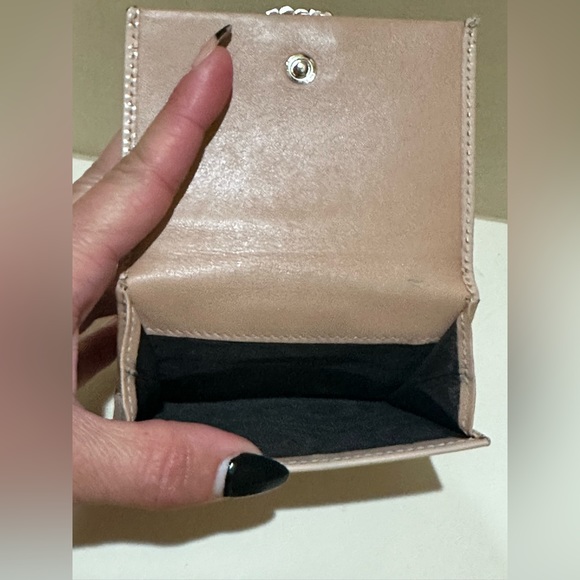 Gucci Interlocking G Crystal Bifold Wallet - Picture 2 of 13